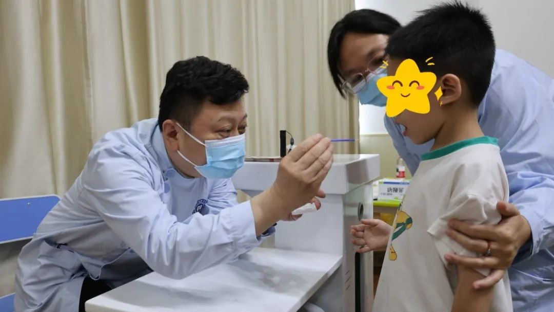 让每一颗“星星”自由微笑 | 桂林市口腔医院开展关爱孤独症儿童口腔健康公益活动