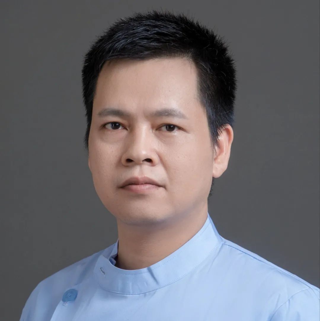 【医者故事二】口腔颌面外科蓝碧锋主任：医术精湛医德高，18年零差评的“口碑医生”