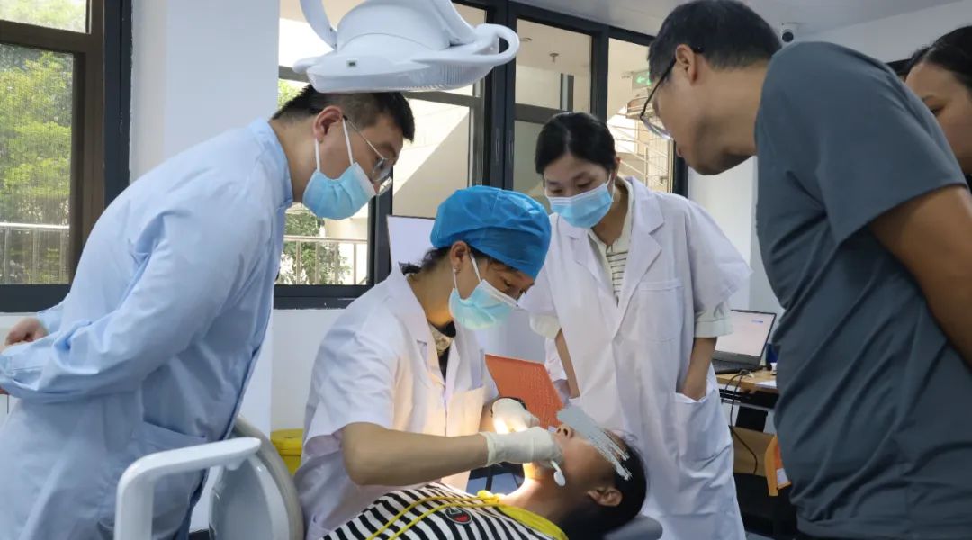 桂林市口腔医院：开展正畸面诊活动 为患者“量身定诊”