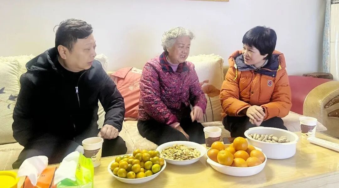 新春送暖意 关怀润心田——桂林市口腔医院开展春节前夕关爱退休职工系列活动